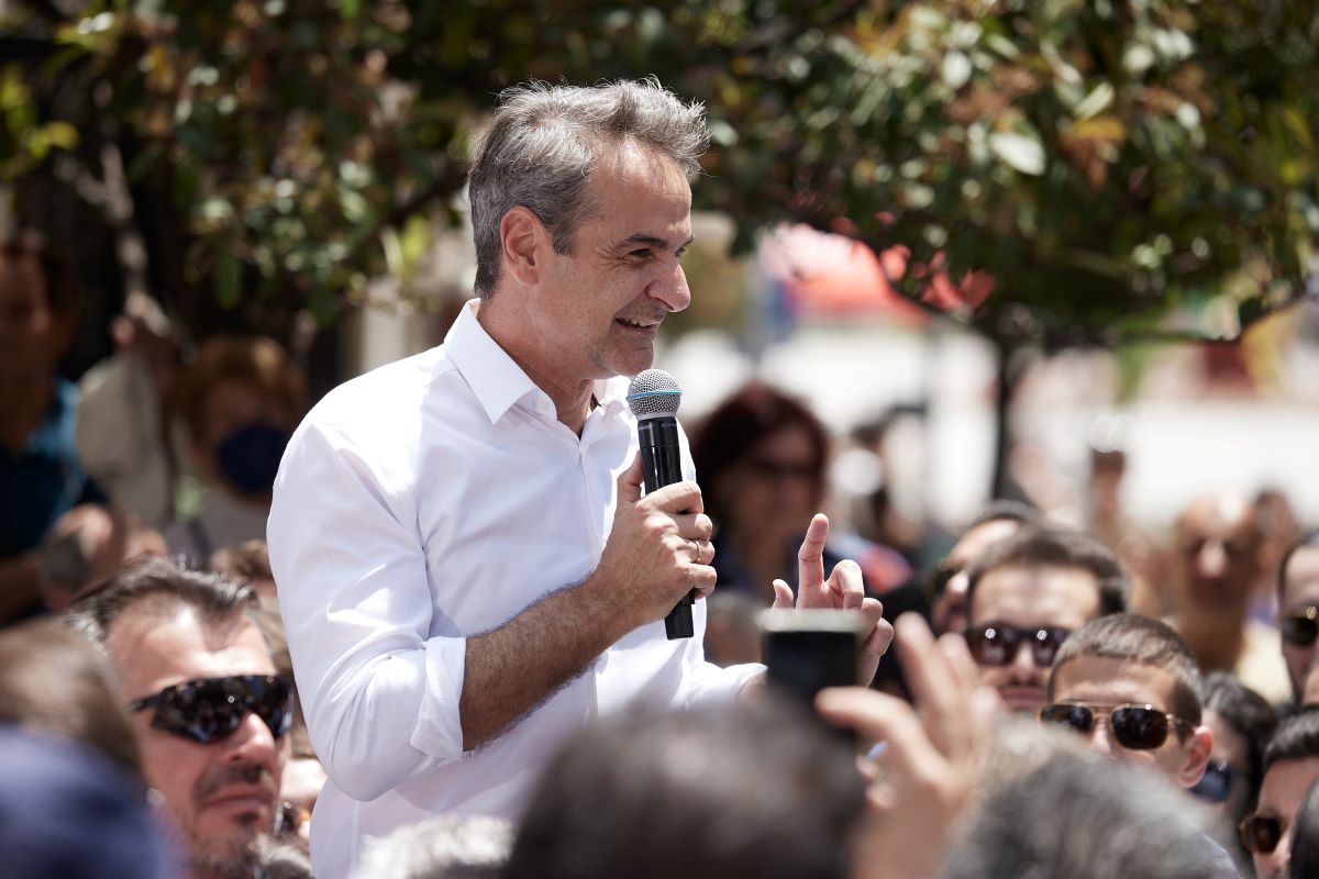 Mitsotakis: “Go to the seaside too, however ensure you go and vote” – Concern for abstention and the brand new era
 – 2024-06-01 14:10:10