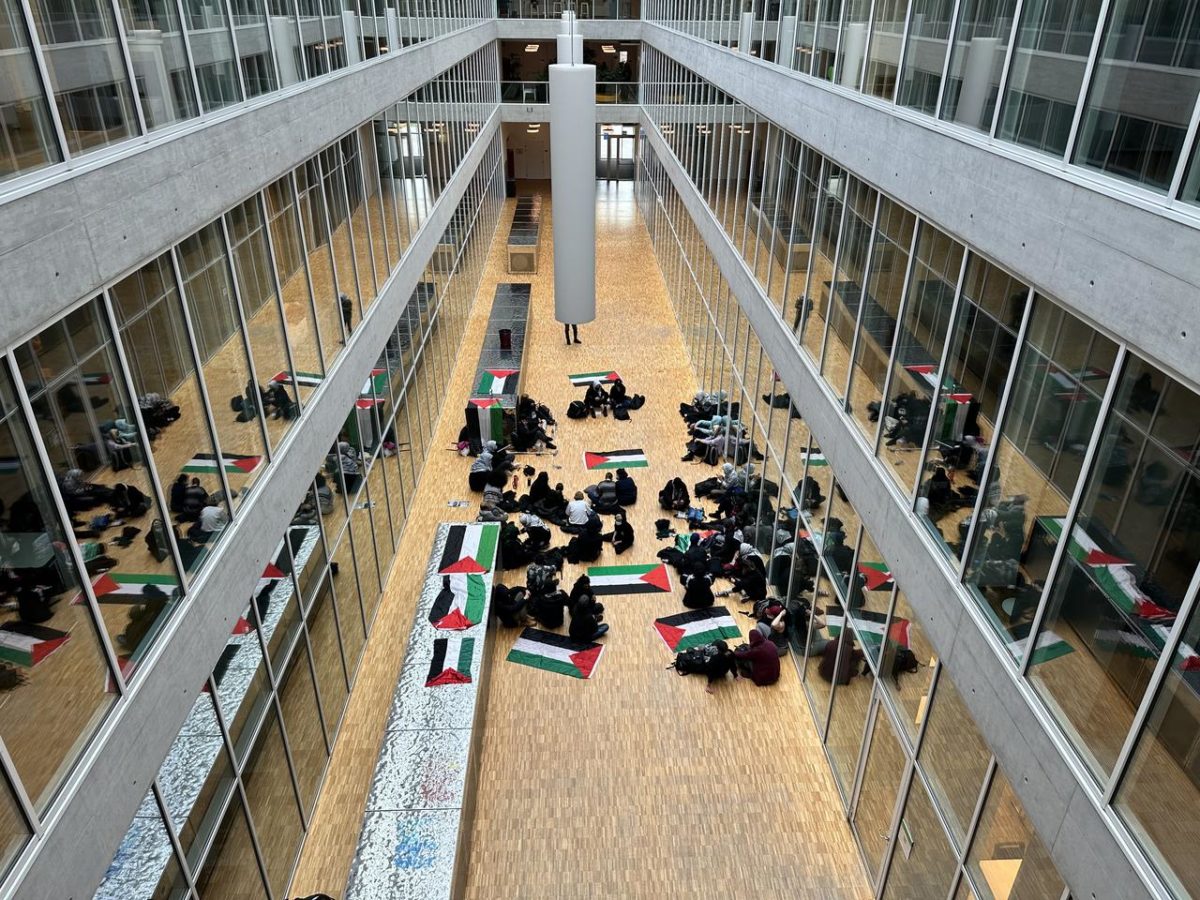 Switzerland: Students occupy the entrance to a building at the University of Lausanne, demanding a ceasefire in Gaza
 – 2024-05-03 07:11:04