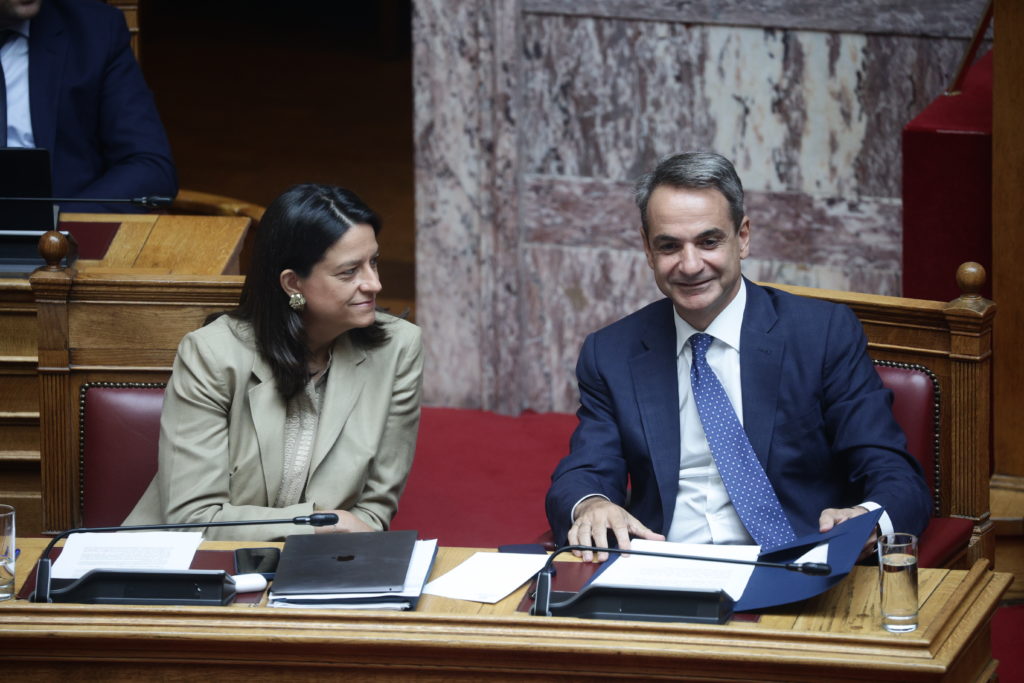 Πλίνθοι και Κεραμέως ατάκτως ερριμμένες