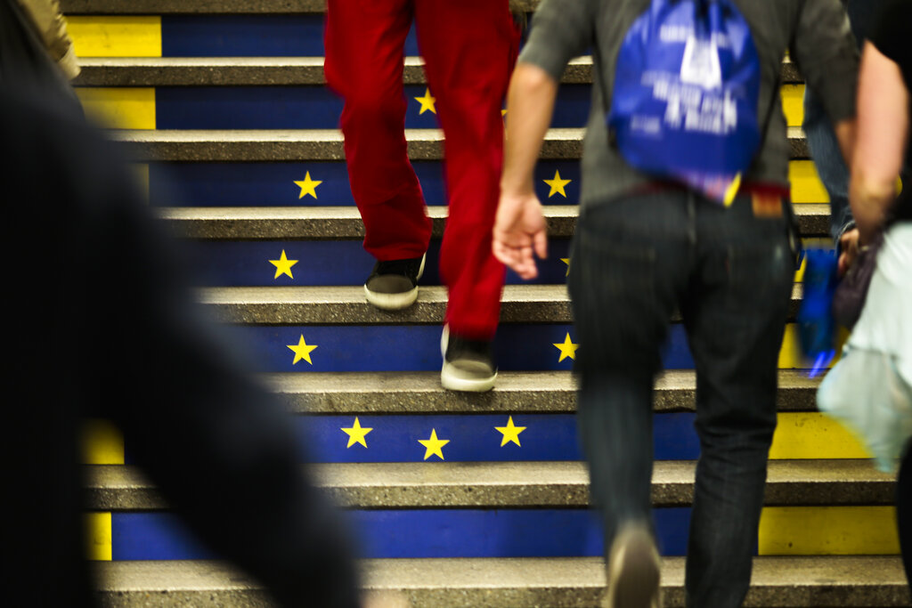 Στις 9 Ιουνίου έχουμε μια μεγάλη ευκαιρία να δυναμώσει ο λαός, ο εργαζόμενος και τα παιδιά του!