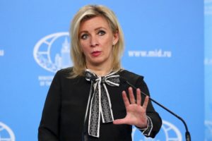 Ζαχάροβα: «Οι ΗΠΑ παρασύρουν τις χώρες της ΕΕ σε άμεση σύγκρουση με τη Ρωσία»