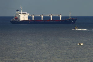 Βρετανία-UKMTO: Εκκένωση φλεγόμενου πλοίου στα ανατολικά του Άντεν μετά από επίθεση των Χούθι