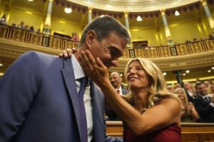 Ισπανία: Παραιτήθηκε από την ηγεσία του Sumar η αντιπρόεδρος της κυβέρνησης Γιολάντα Ντίαθ