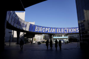 Ευρωεκλογές 2024 &#8211; Πανευρωπαϊκό Exit Poll: Πρώτο το Λαϊκό Κόμμα &#8211;  Δραματική αύξηση της ακροδεξιάς