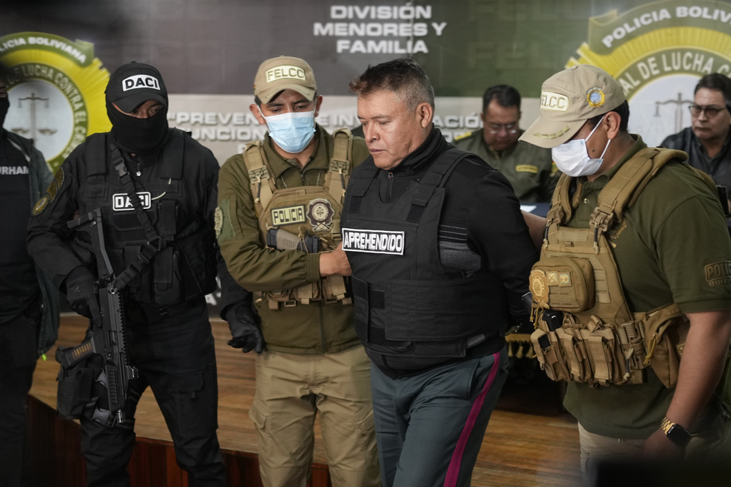 Βολιβία: Συλλήψεις στρατιωτικών που συμμετείχαν στην απόπειρα πραξικοπήματος