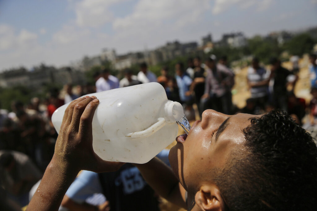 ΠΟΥ: Μετά τις ισραηλινές βόμβες ο καύσωνας στη Γάζα επιδεινώνει την υγειονομική κρίση