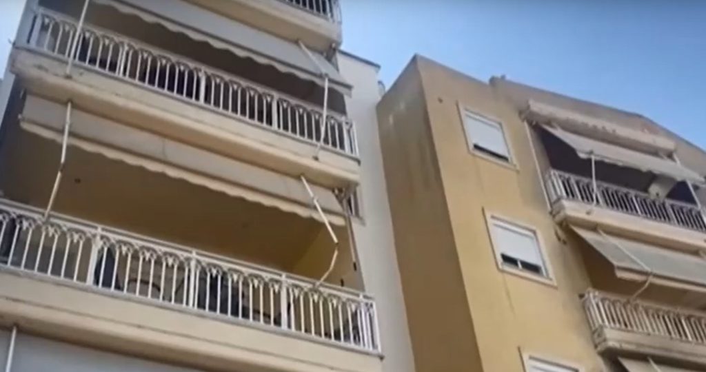 Γυναικοκτονία στην Αλεξανδρούπολη: Τη μαχαίρωσε 12 φορές – Ακαριαίος ο θάνατος της 73χρονης (Video)