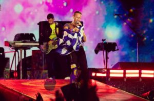 Coldplay: «Είσαστε καλεσμένοι να εμφανιστείτε στο μουσικό μας βίντεο»