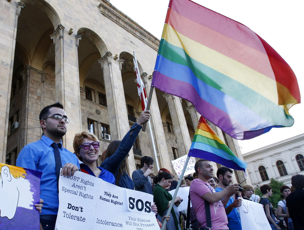 Γεωργία: Η κυβέρνηση προωθεί νομοσχέδια κατά των ΛΟΑΤΚΙ+