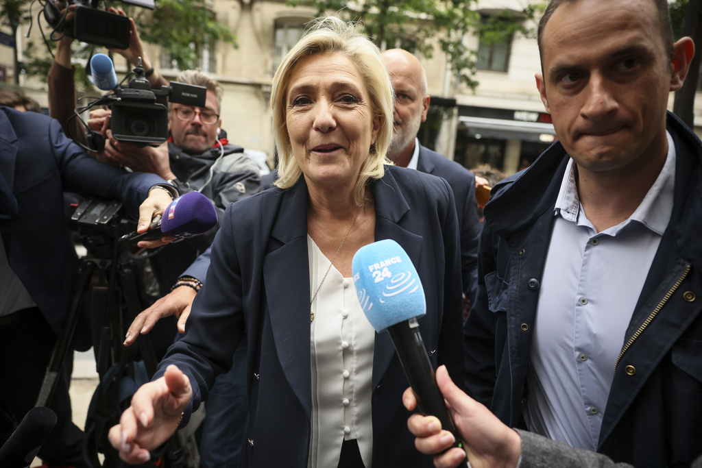 Γαλλία – Εκλογές: Συνεργασία των κομμάτων της αριστεράς για να αντιμετωπίσουν την Μαρίν Λεπέν