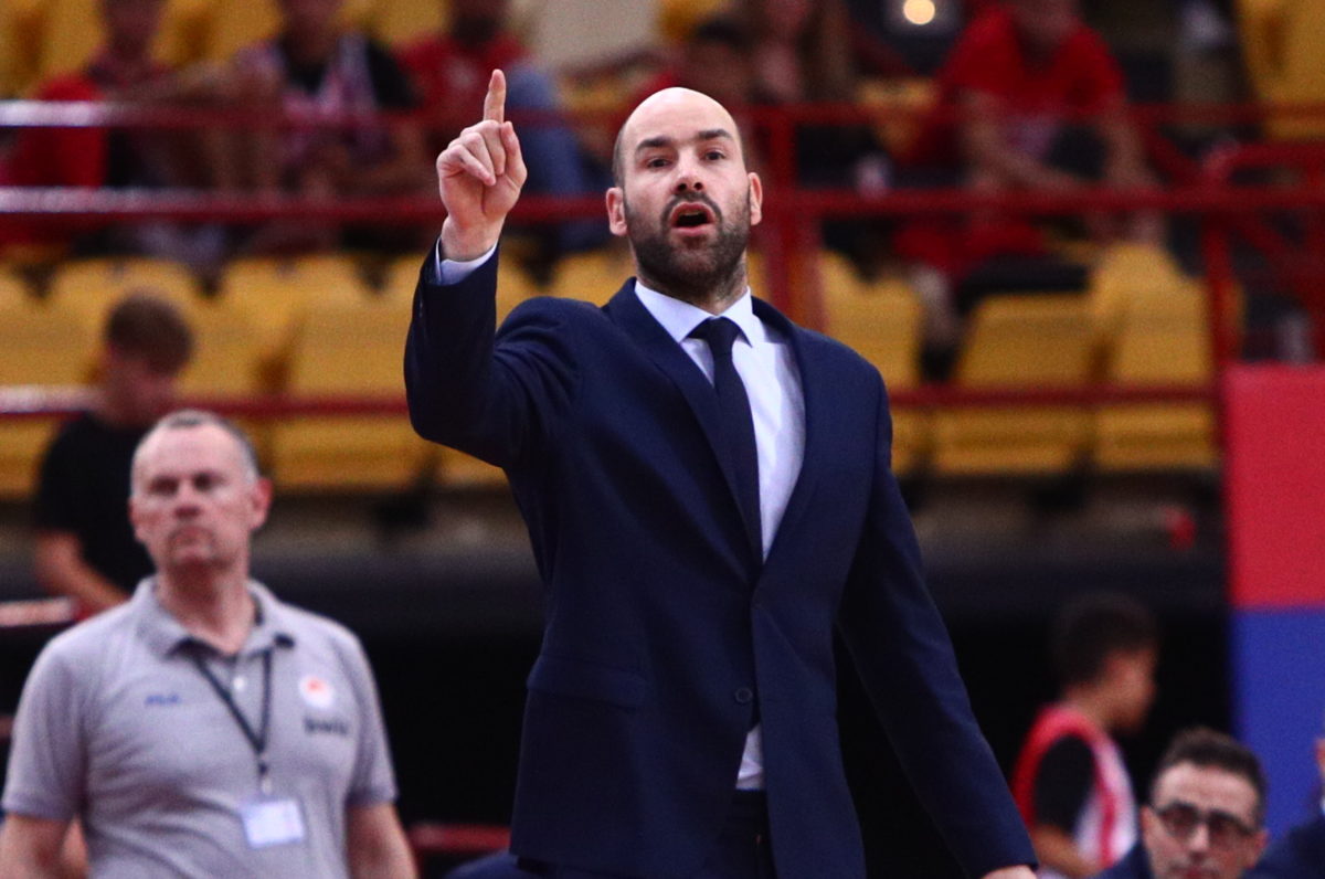 Lastly from Peristeri Vassilis Spanoulis
 – 2024-06-06 23:55:59