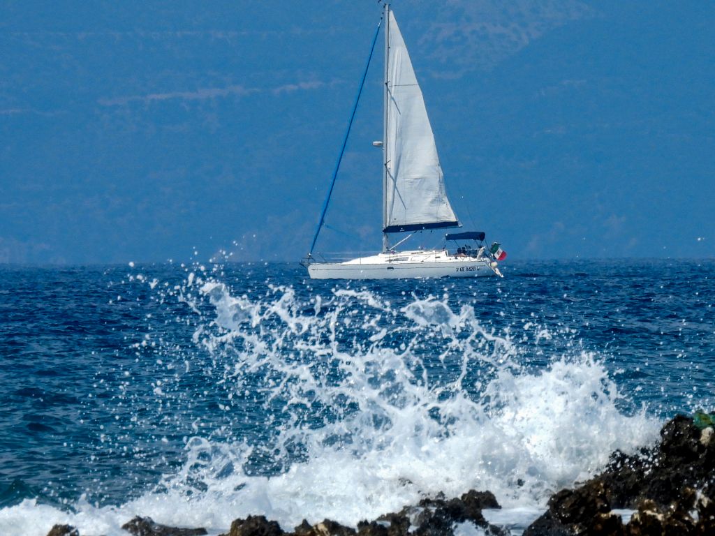 Τραγωδία στην Κάρπαθο: Νεκρή αθλήτρια που έπεσε από σκάφος σε ιστιοπλοϊκό αγώνα