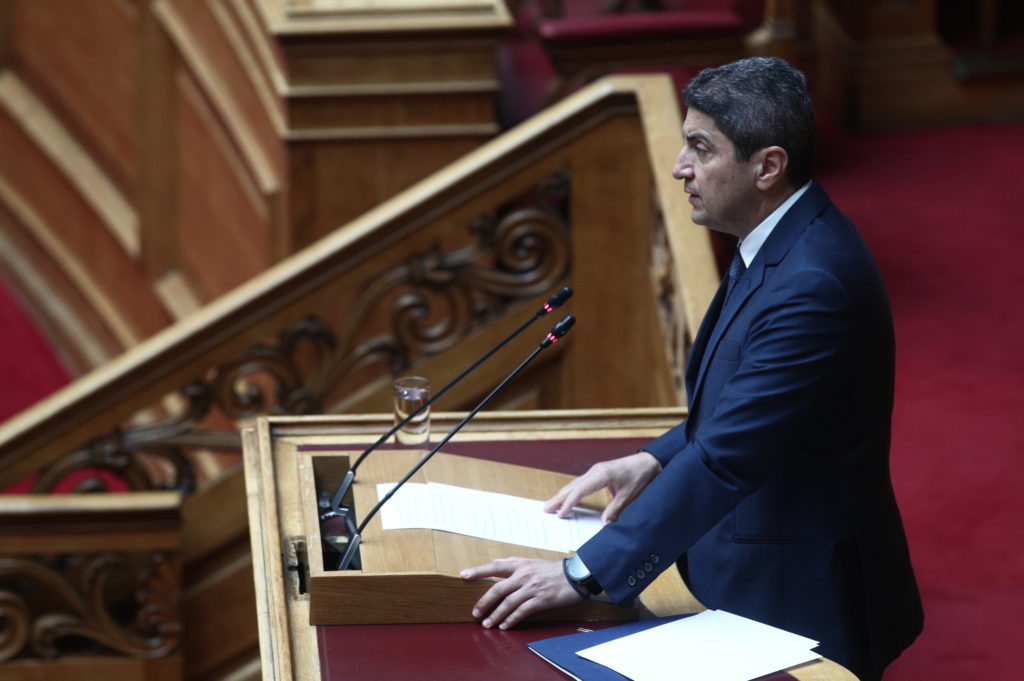 Λευτέρης Αυγενάκης: Αποκλεισμός από τις συνεδριάσεις στη Βουλή – Τι ανακοίνωσε ο Τασούλας