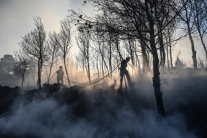 Ικανοποίηση Μητσοτάκη για την αντιμετώπιση των πυρκαγιών &#8211; «Μόνο ντροπή» απαντά ο ΣΥΡΙΖΑ