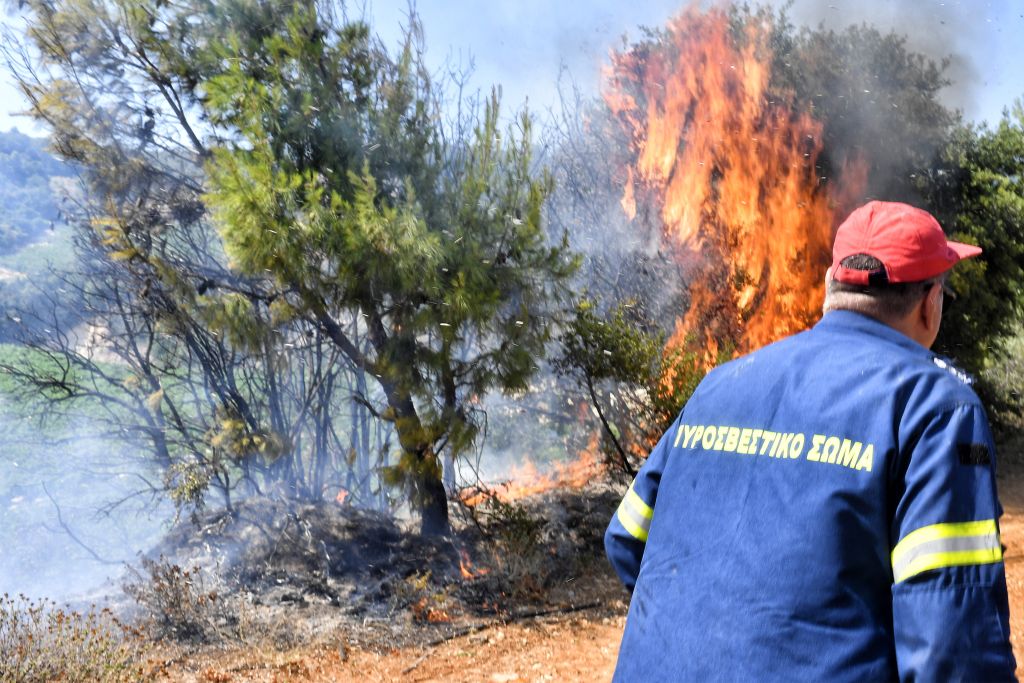 Φωτιά τώρα σε αγροτοδασική έκταση στο Κιλκίς