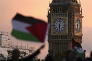 Βρετανία: Οι φιλο-ισραηλινές θέσεις των Εργατικών τους «στοίχισαν» τέσσερις έδρες &#8211; Ποιοι υποψήφιοι υπέρ των Παλαιστινίων εκλέχθηκαν