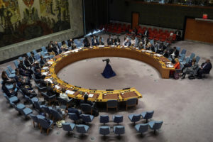ΟΗΕ: Διαδηλώτριες υπέρ της απελευθέρωσης των ομήρων διέκοψαν συνεδρίαση του Συμβουλίου Ασφαλείας  &#8211; 38.794 οι νεκροί στη Γάζα