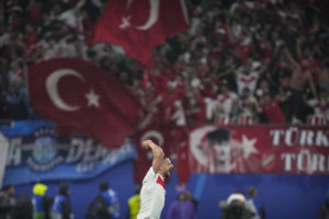 Euro 2024: H τιμωρία δύο αγωνιστικών στον Ντεμιράλ, το σκεπτικό της UEFA και η αντίδραση των Τούρκων