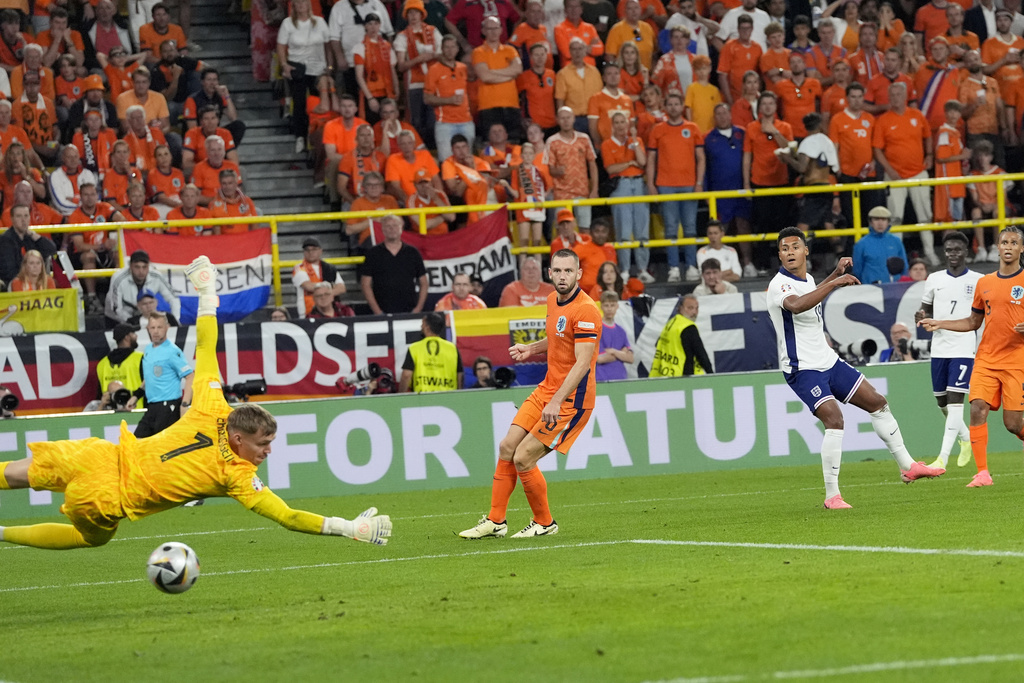 Euro 2024: Με ήρωα τον Γουότκινς στο 90’ η Αγγλία ανέτρεψε 2-1 την Ολλανδία και πήγε ξανά στον τελικό (Videos)