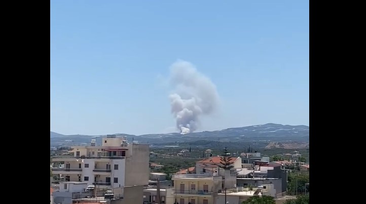 Φωτιά τώρα στη Στιμάγκα Κορινθίας (Video)