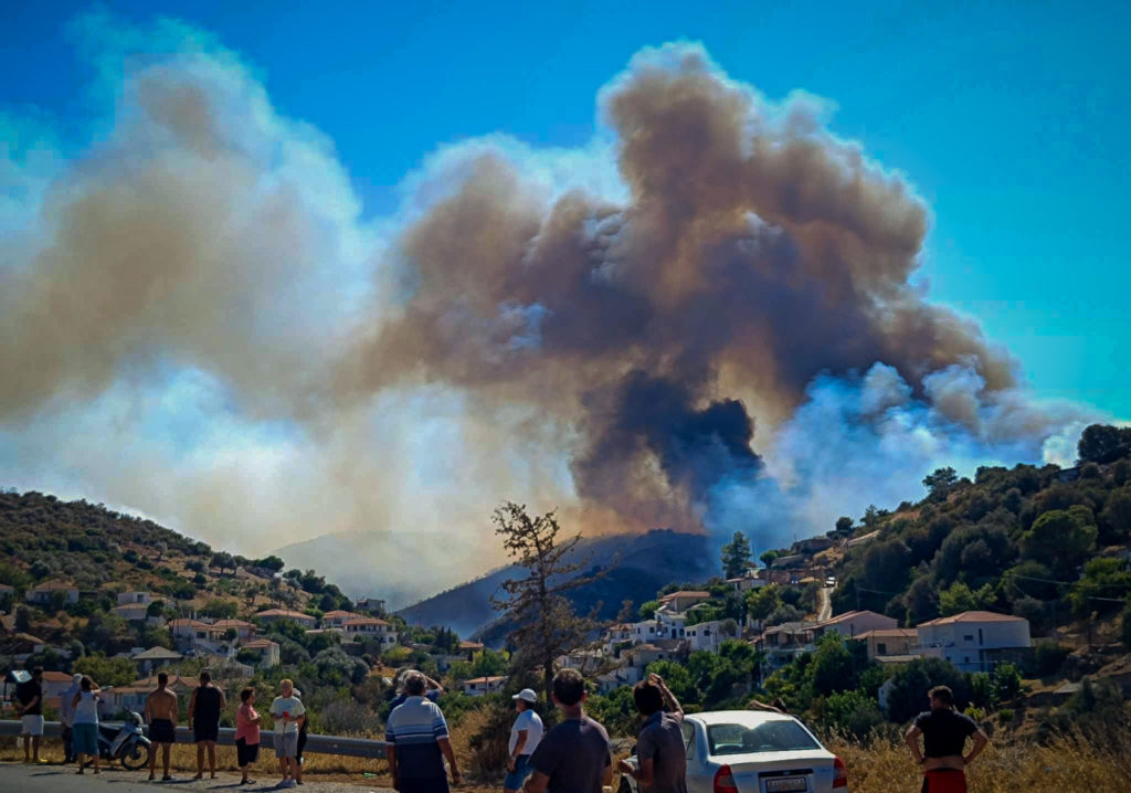 Πυρκαγιά στην Εύβοια: Πάει στη φωτιά ο Κικίλιας