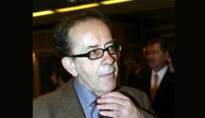 Πέθανε ο συγγραφέας Ισμαήλ Κανταρέ