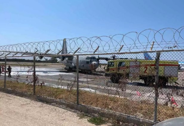 Κεφαλονιά: C-130 καθηλώθηκε μετά από πρόσκρουση με κολόνα