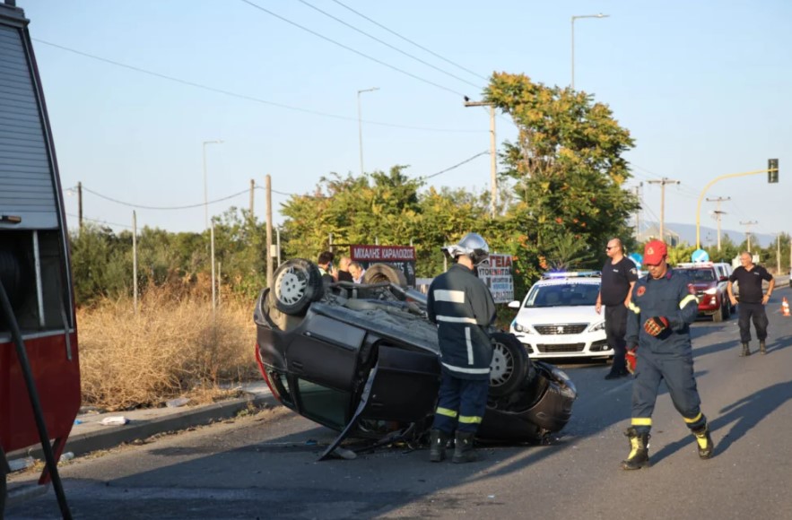 Τροχαίο δυστύχημα στη Λάρισα: Νεκρός 61χρονος οδηγός – Στο νοσοκομείο μεταφέρθηκαν και δύο τραυματίες