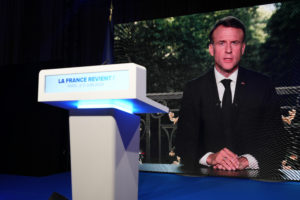 Corriere della Sera: «Ο Μακρόν στη γωνία &#8211; Πολιτικό χάος στη Γαλλία μετά τον πρώτο γύρο των εκλογών»
