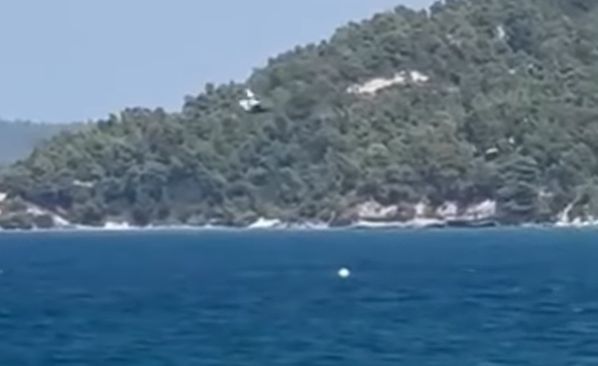 Φωτιά τώρα στη Σίβηρη Χαλκιδικής (Video)