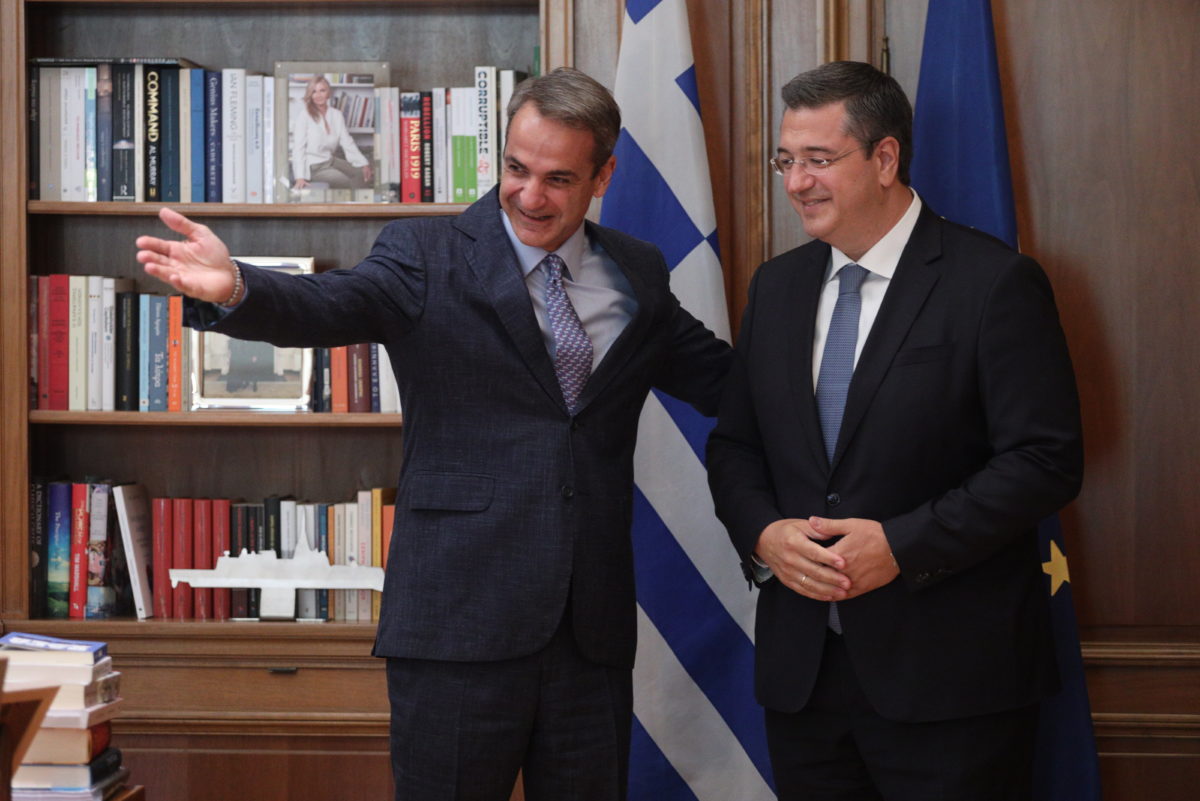 ND: The Tzitzikosta upgrade and Mitsotakis’ fear of a far-right pole based in Northern Greece
 – 2024-08-07 19:39:17