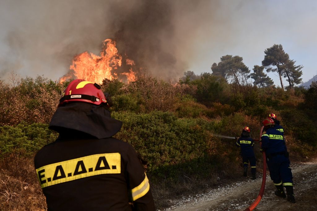 Βαρνάβας: «Όλα τα πυροσβεστικά εξαφανίστηκαν, καίγονται ακόμα σπίτια» καταγγέλλει Δημοτικός Σύμβουλος