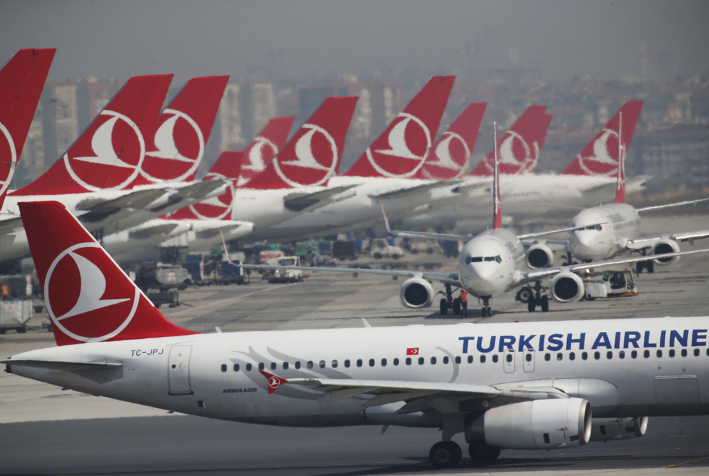 Η τουρκική αεροπορική εταιρεία Turkish Airlines ανέβαλε τις πτήσεις προς το Ιράν για απόψε