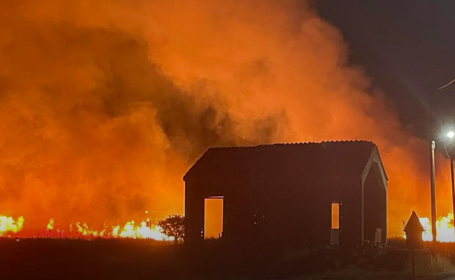 Φωτιά τώρα στη Σάμο