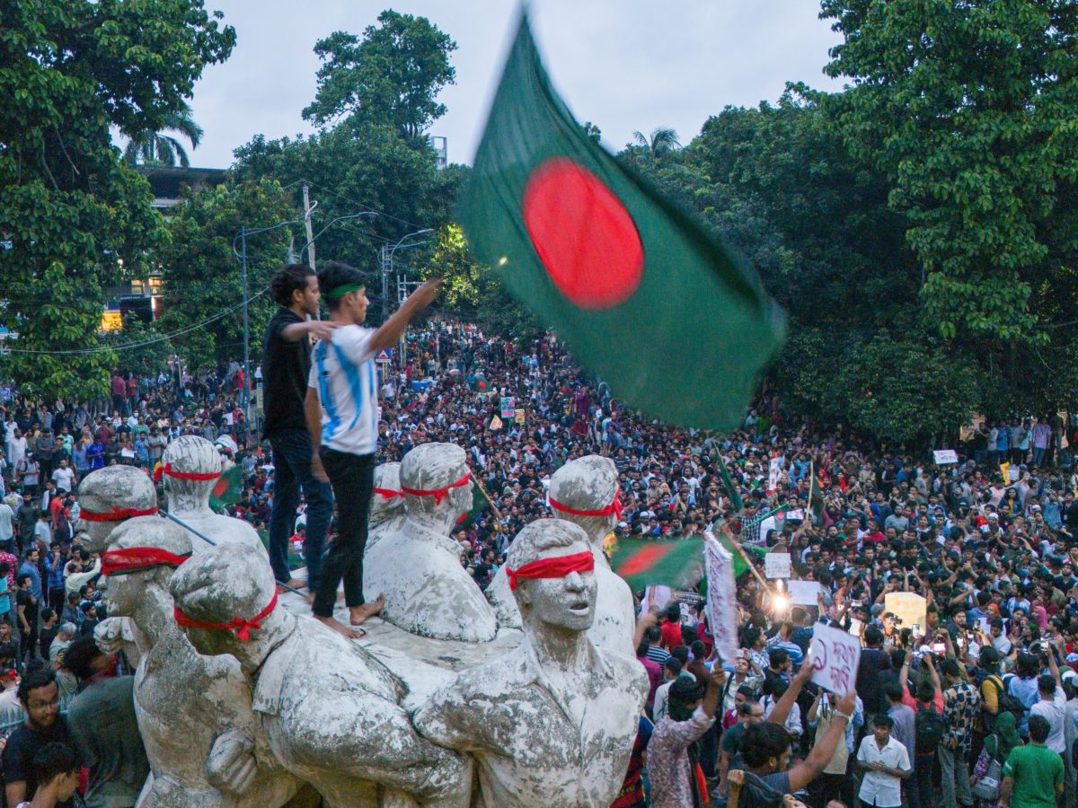 Bangladesh: At least 27 dead in clashes with police (Video)
 – 2024-08-05 03:55:34