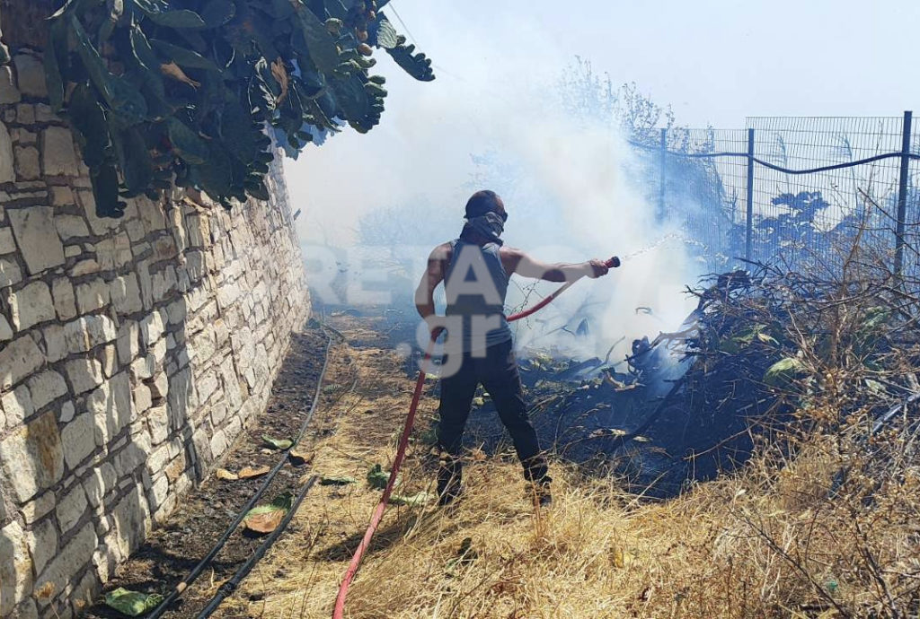 Μεγάλη φωτιά στο Ρέθυμνο – Μπαράζ μηνυμάτων από το 112 για εκκενώσεις (Video)