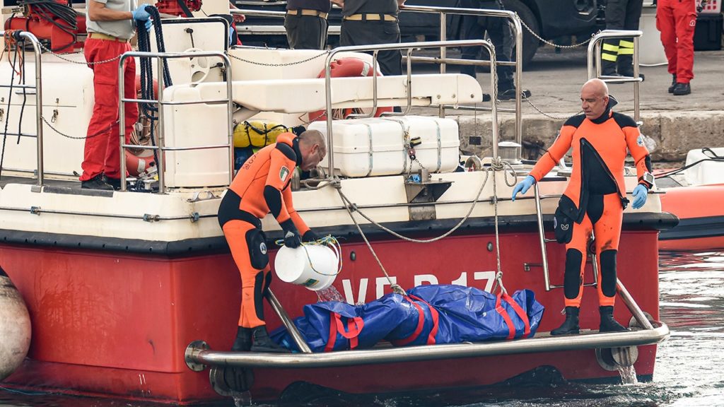 Σικελία: Ερευνα ιταλικών αρχών για εξ αμελείας ανθρωποκτονία στο ναυάγιο του Bayesian