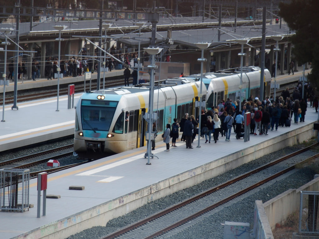 Προαστιακός – Παρ’ ολίγον μετωπική σύγκρουση: «Στο σημείο δεν λειτουργούν η τηλεδιοίκηση, το ETCS και τα φωτοσήματα»