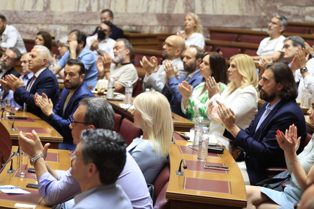 Νέο σχήμα τομεαρχών στον ΣΥΡΙΖΑ – Ποιοι τοποθετούνται σε κρίσιμα πόστα