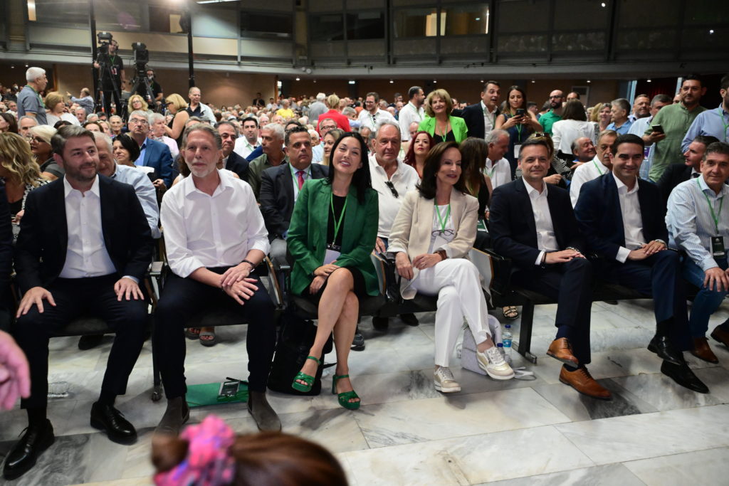 Δημοσκόπηση για εσωκομματικές ΠΑΣΟΚ: Ποιοι υποψήφιοι προηγούνται εν όψει β’ γύρου – Τι δείχνει νέα μέτρηση