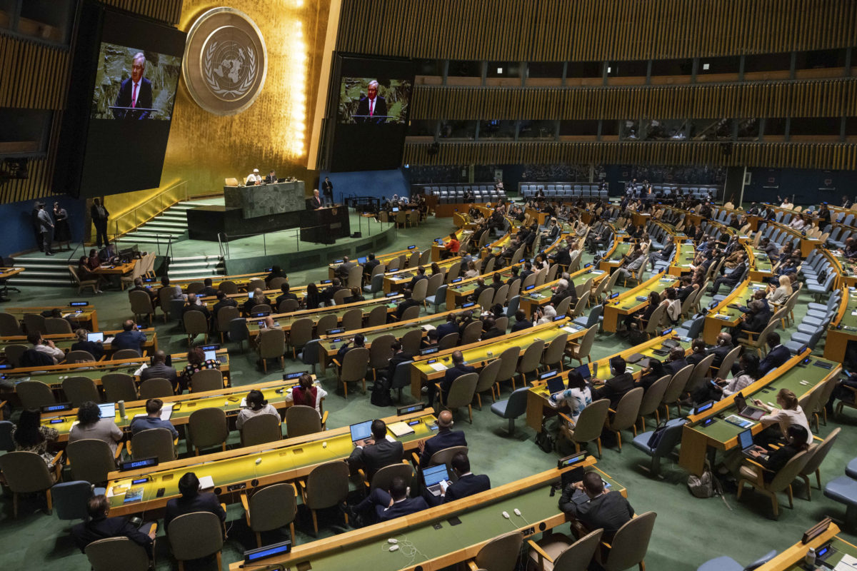 UN General Assembly overwhelmingly approves resolution to impose