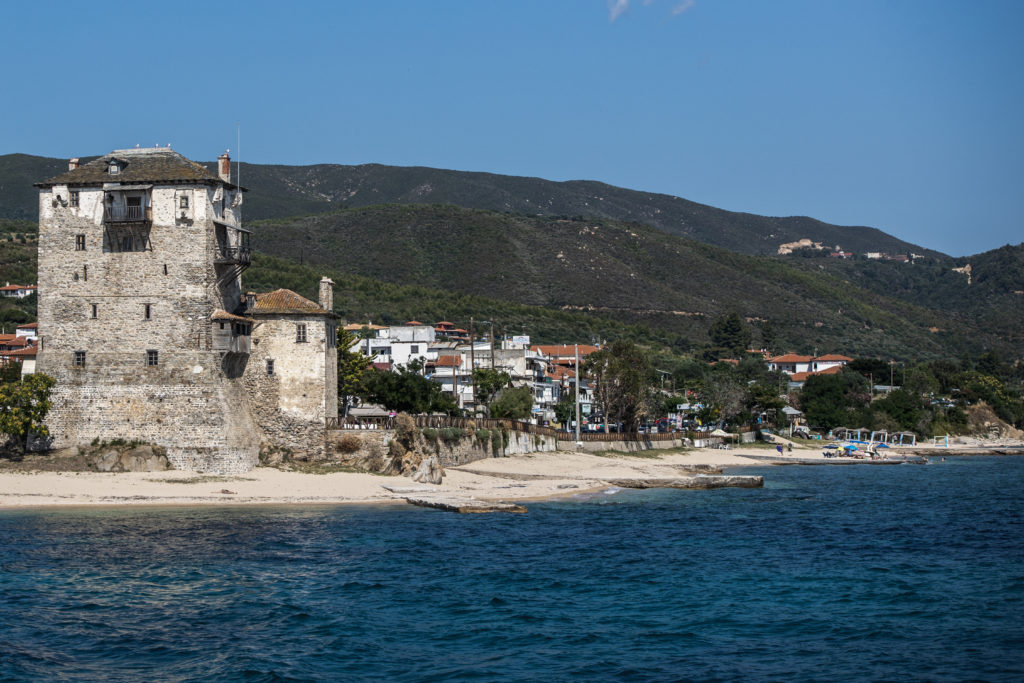 Φωτιά τώρα στο Άγιον Όρος – Στην περιοχή Αράπη