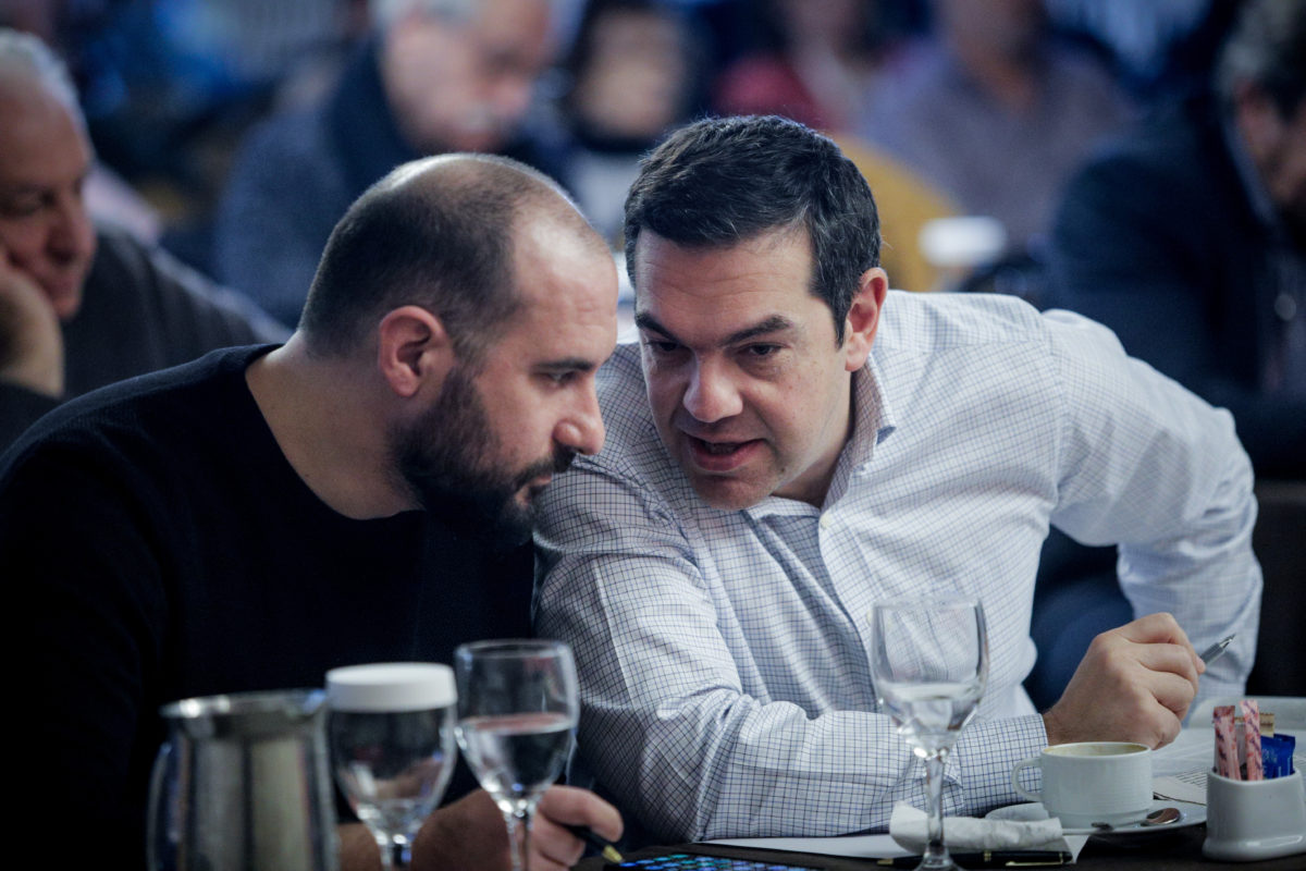 Unexpected meeting between Tsipras and Tzanakopoulos in the Parliament
 – 2024-09-05 20:20:11