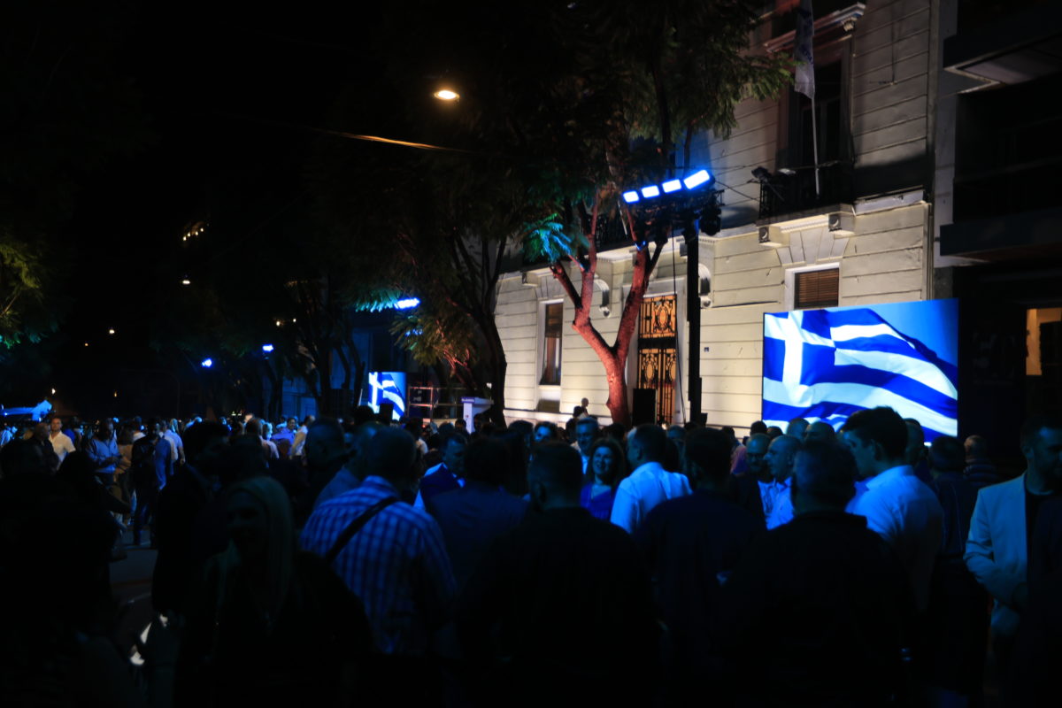 Blue Street party: Meimarakis was also absent together with Karamanlis-Samaras – Disturbance to Maximou
 – 2024-10-06 09:52:56