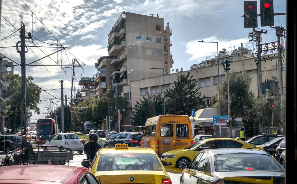 Κίνηση στους δρόμους: Στο «κόκκινο» Κηφισός και Κηφισίας – Μεγάλες καθυστερήσεις στην Αττική Οδό