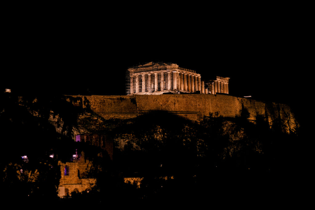 Ακρόπολη: Το παγκόσμιο είναι προσωπικό