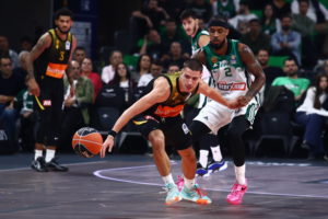 Παναθηναϊκός &#8211; ΑΕΚ 94-74:  «Πράσινο» ξέσπασμα με υπογραφή Μπράουν (Videos)