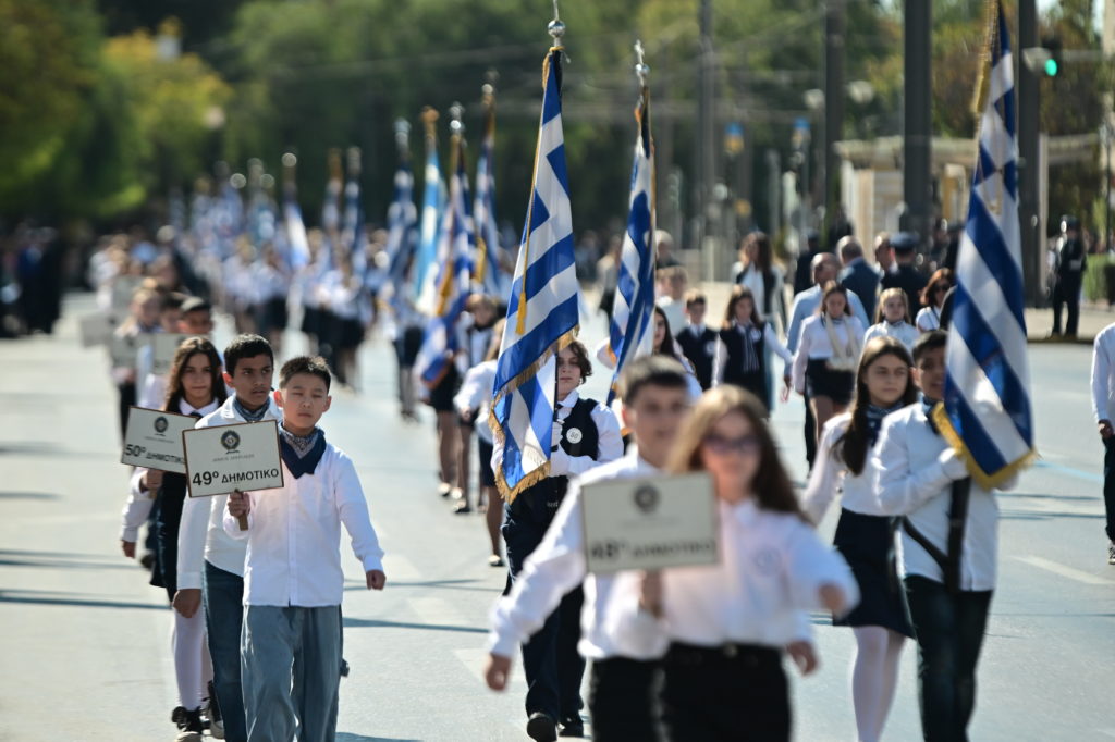 28η Οκτωβρίου: Στιγμές από τις παρελάσεις σε Αθήνα και Θεσσαλονίκη (Photos)