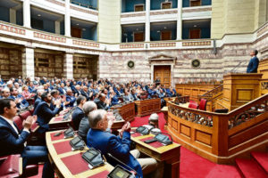 Μαίνεται ο ανταρτοπόλεμος στη «γαλάζια» πολυκατοικία &#8211; Νέα καρφιά στην κυβέρνηση από βουλευτές της ΝΔ