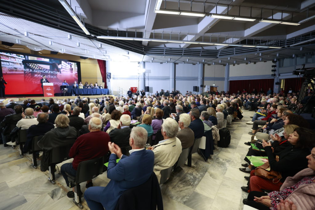 Νέα Αριστερά: Επικαλέστηκε τον «πρόεδρο Αλέξη Τσίπρα»… αντί για τον πρόεδρο Χαρίτση